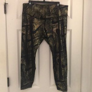 Nike Athletic/Athleisure Tight Fit Leggings, NWT!